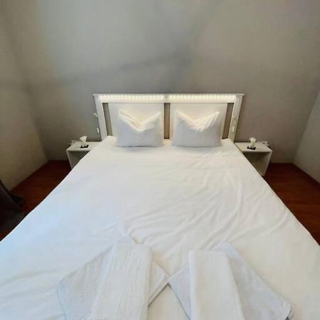 Апартаменты Chic Retreat Тимишоара Экстерьер фото